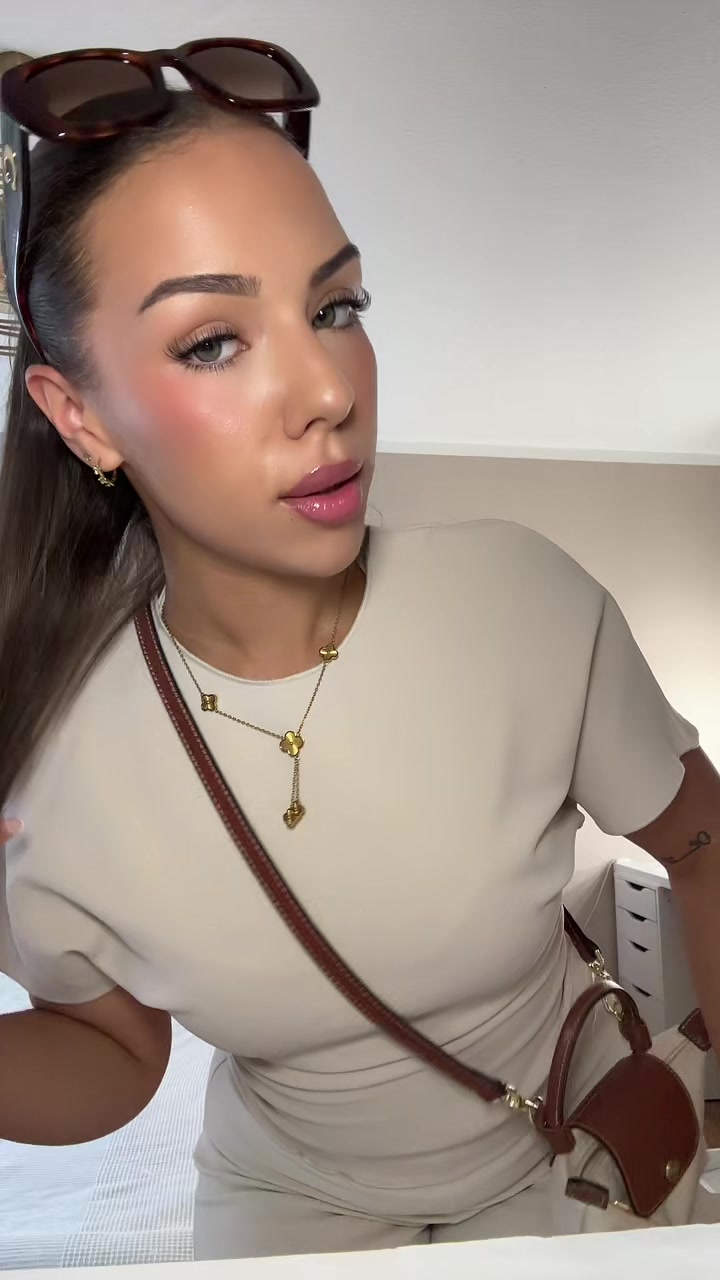 @Sara Schefika Amira