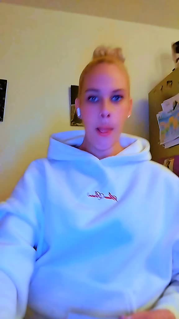 @Rina🖤🤍