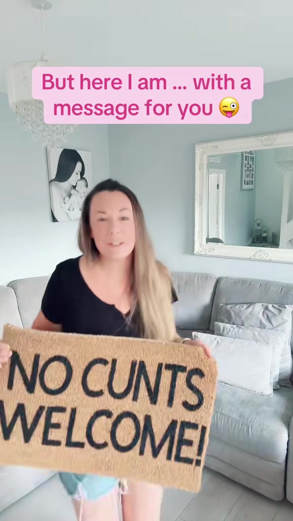@Love_from_lottie_x