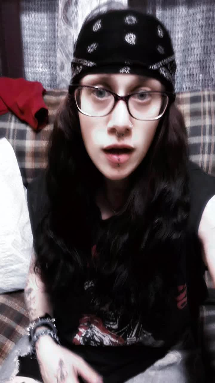@EmMz