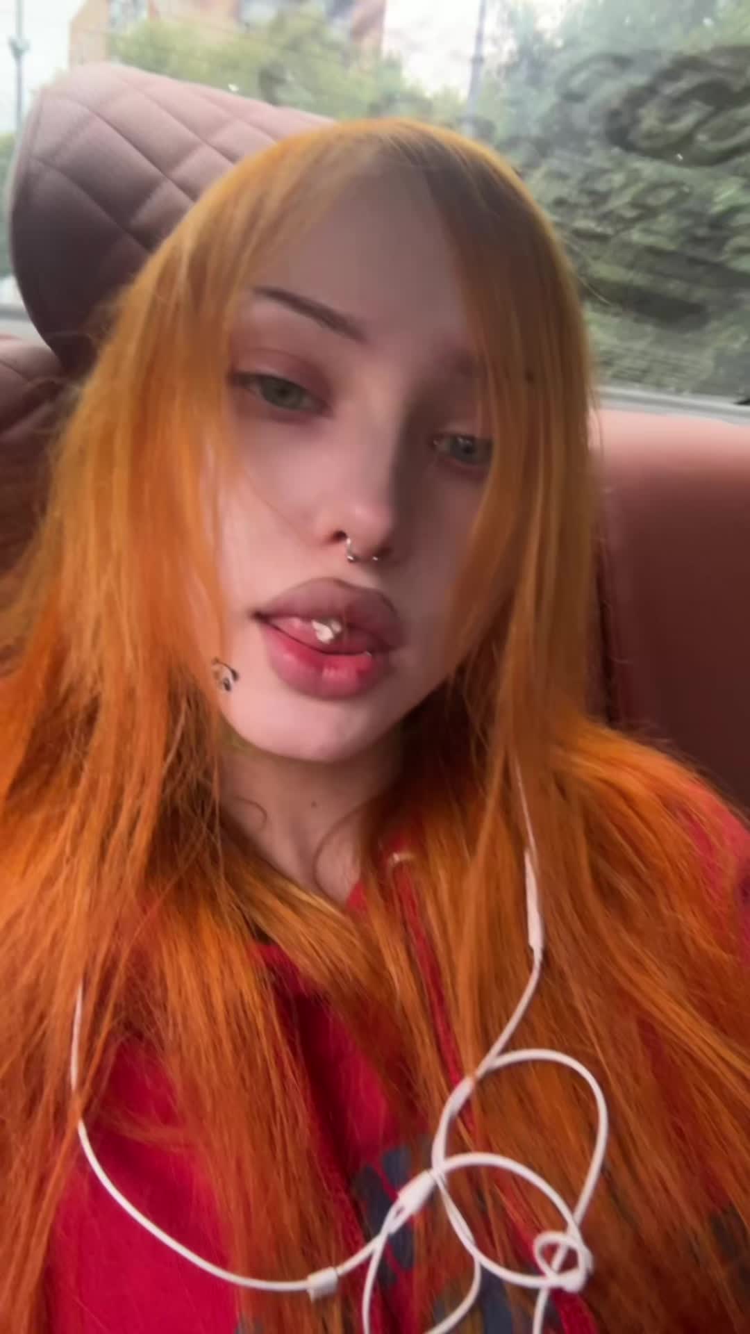 @☢️
