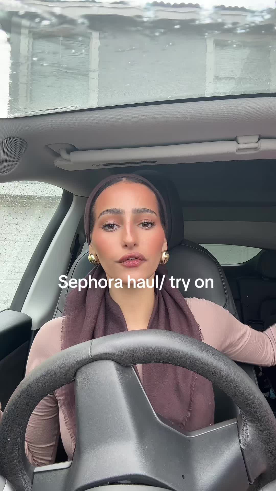 @Chaya | fashion & makeup