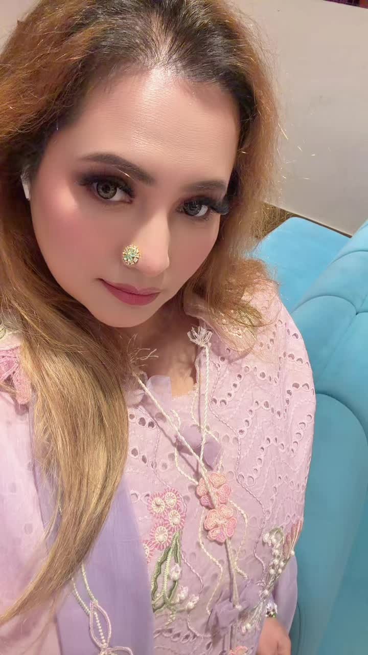 @Nitu🇬🇧🇧🇩🦋🦋