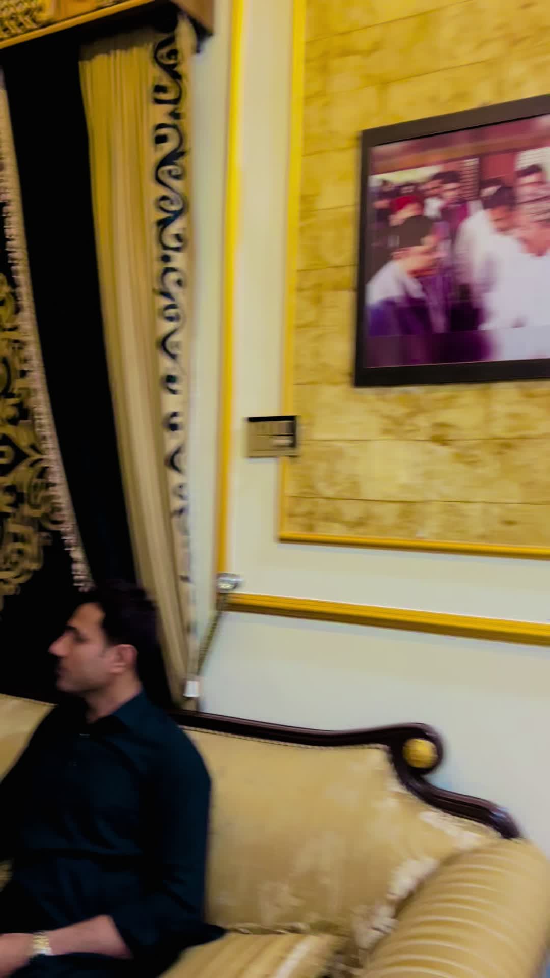 @Khan Ali pitafi