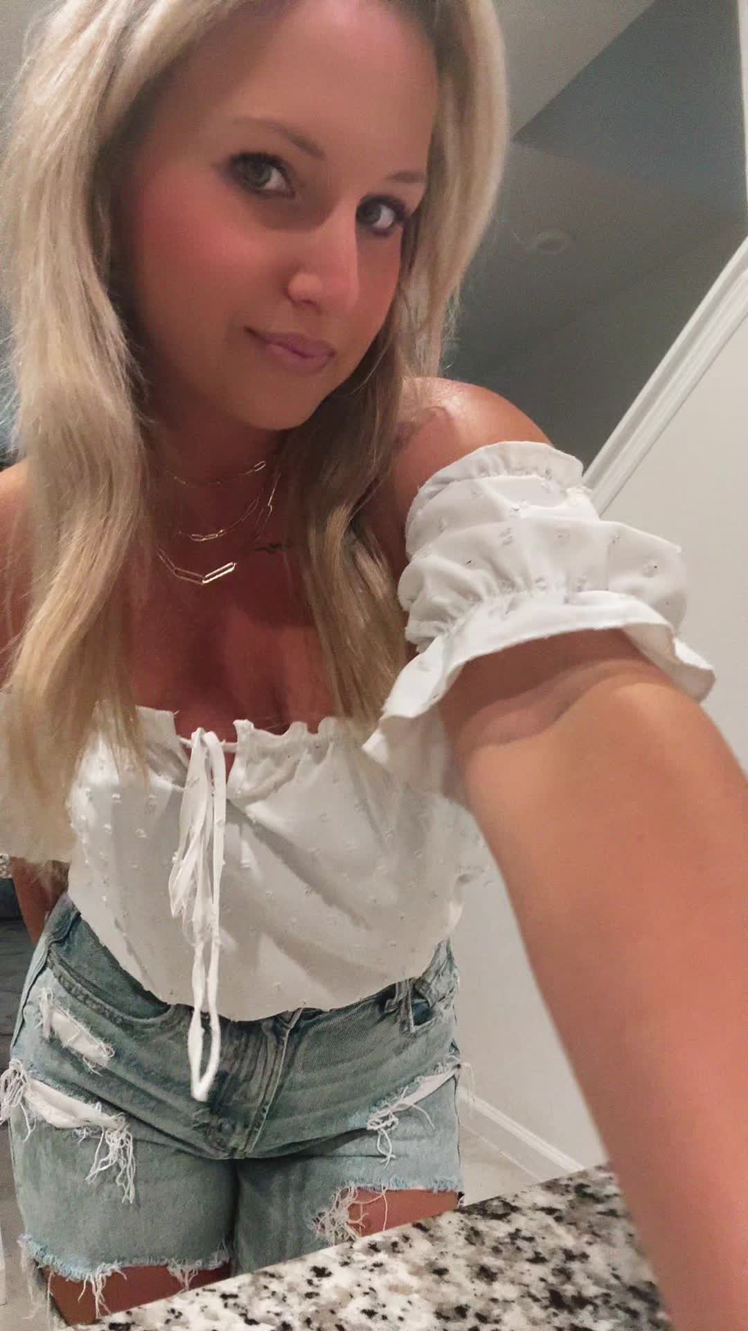 @Blondie12