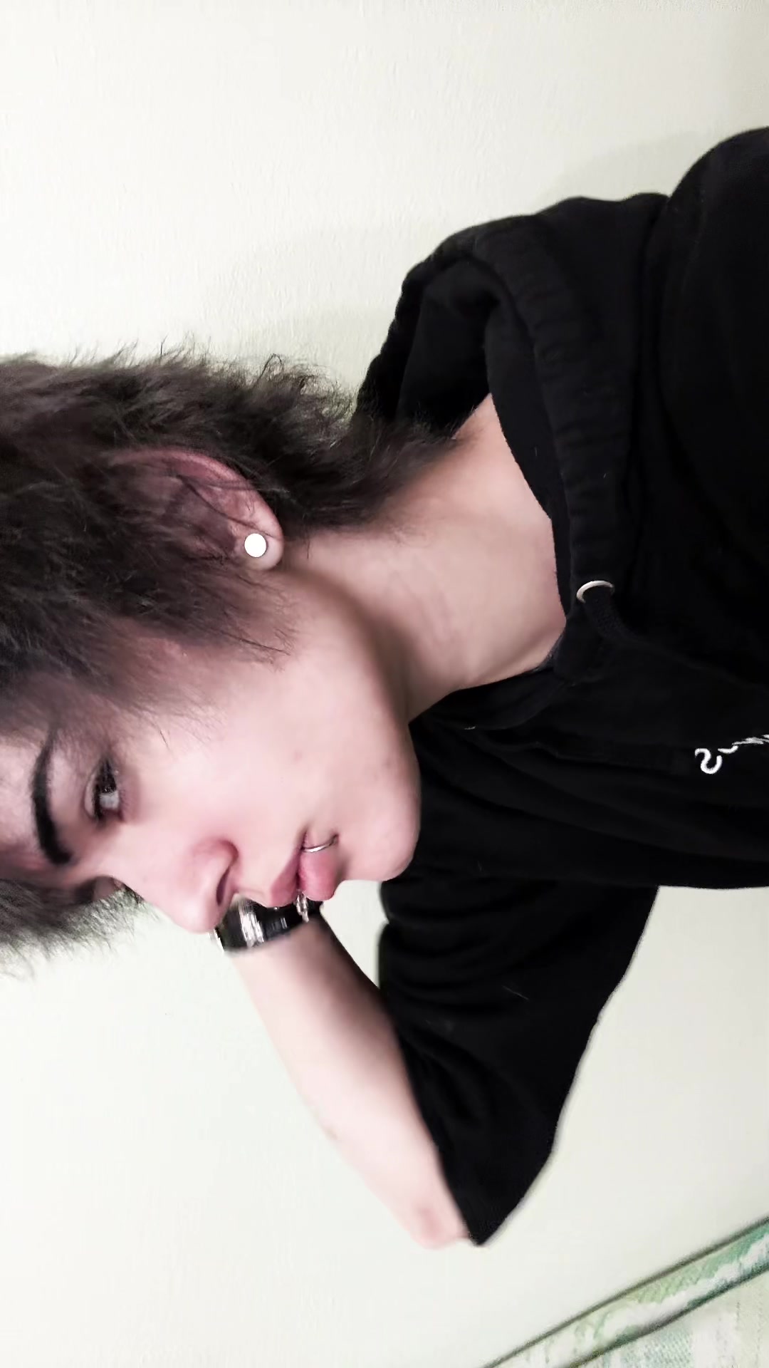 @₍💿₎   ݃ Ken     ⟢ .