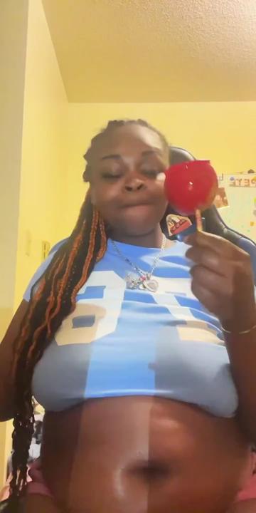 @JustMookiiee