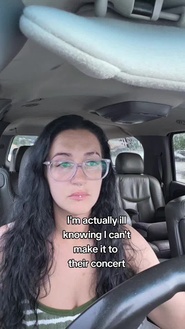 @M c K A Y L A