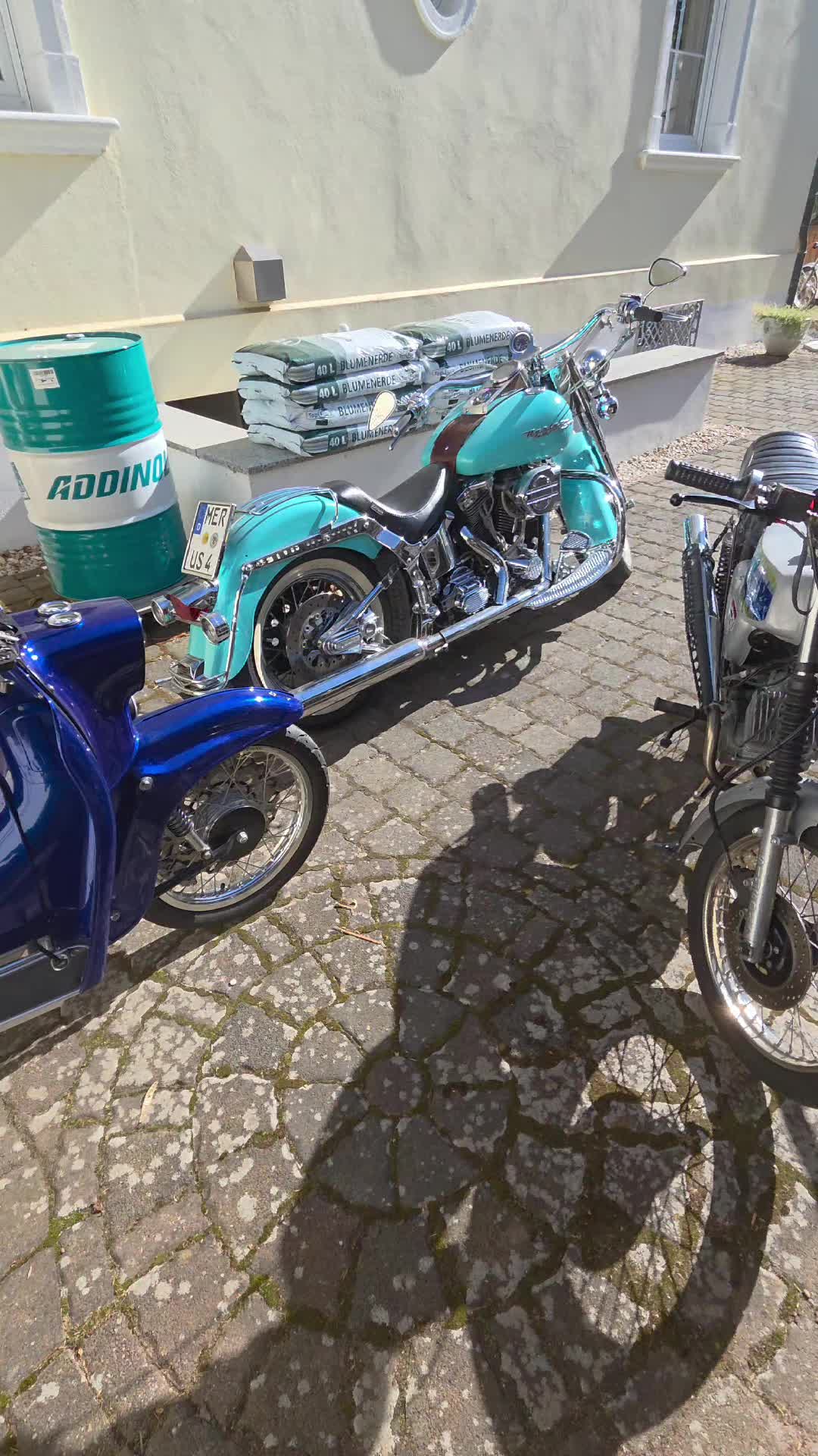 @Harley Simson