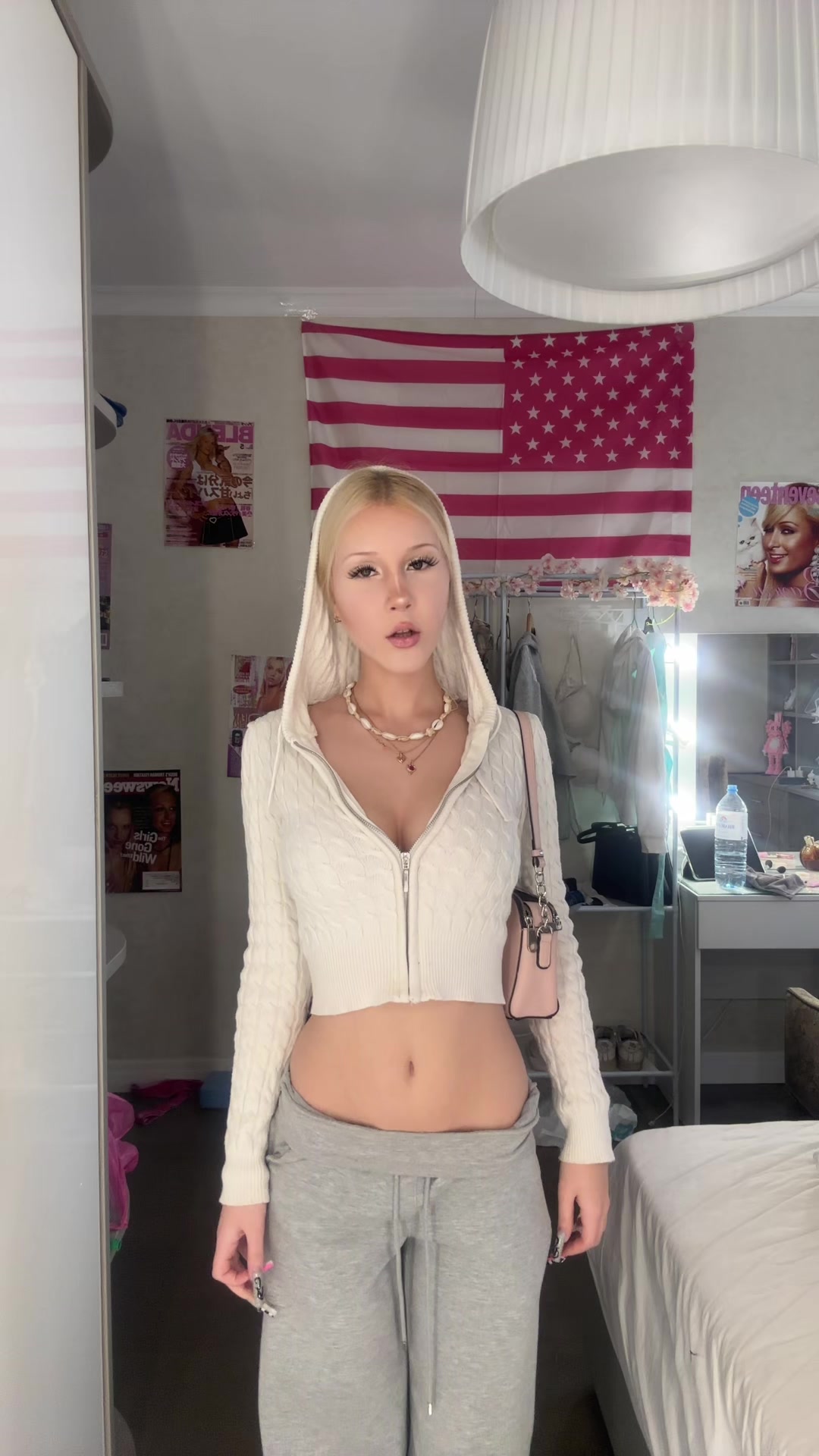 @LUBAV:A/