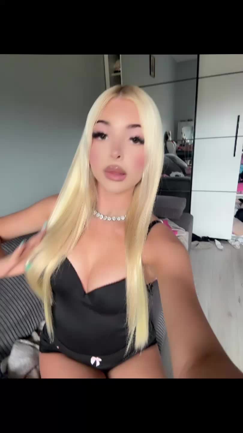@𝓵𝓮𝓷𝓴𝓪💋