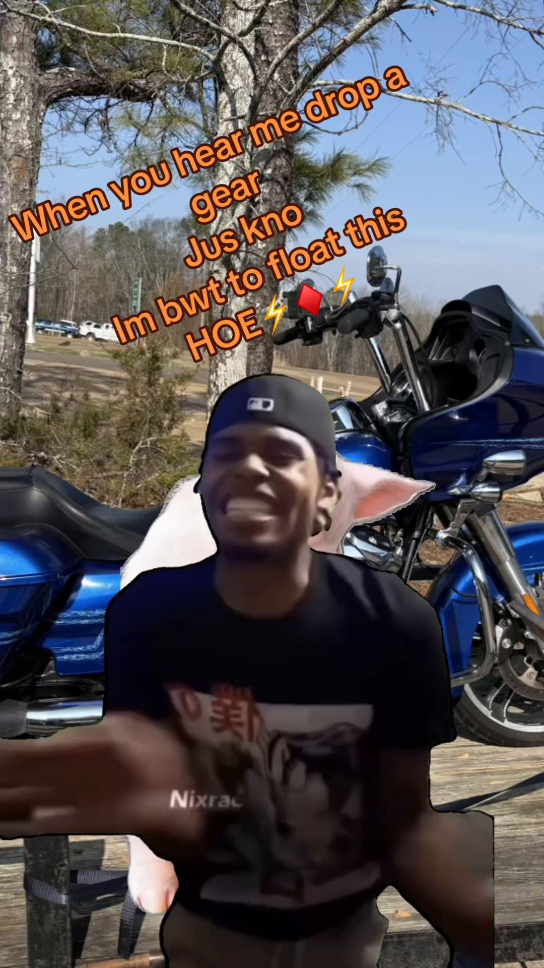 @Lj