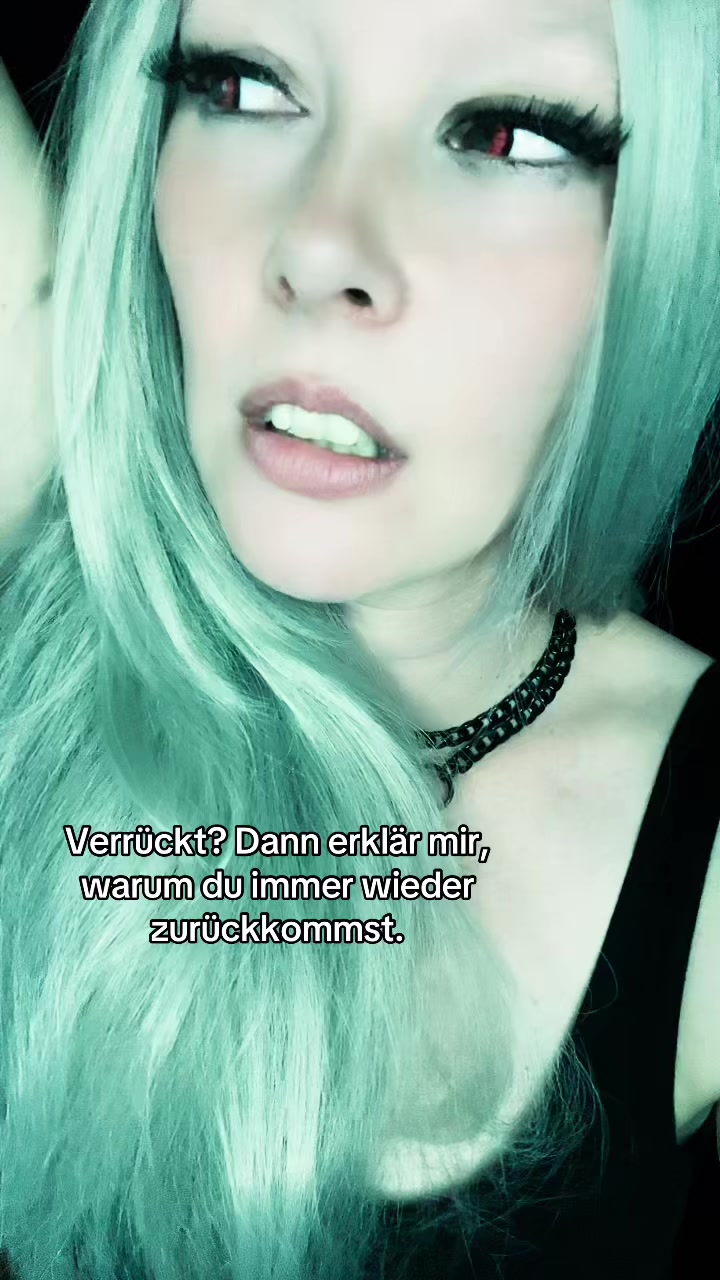 @MrsPuckiii 😈