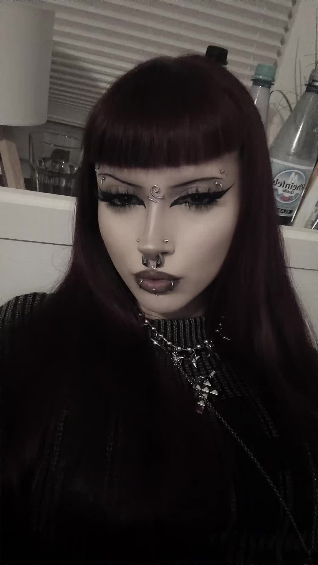 @𝕸𝖆𝖘𝖈𝖍𝖆