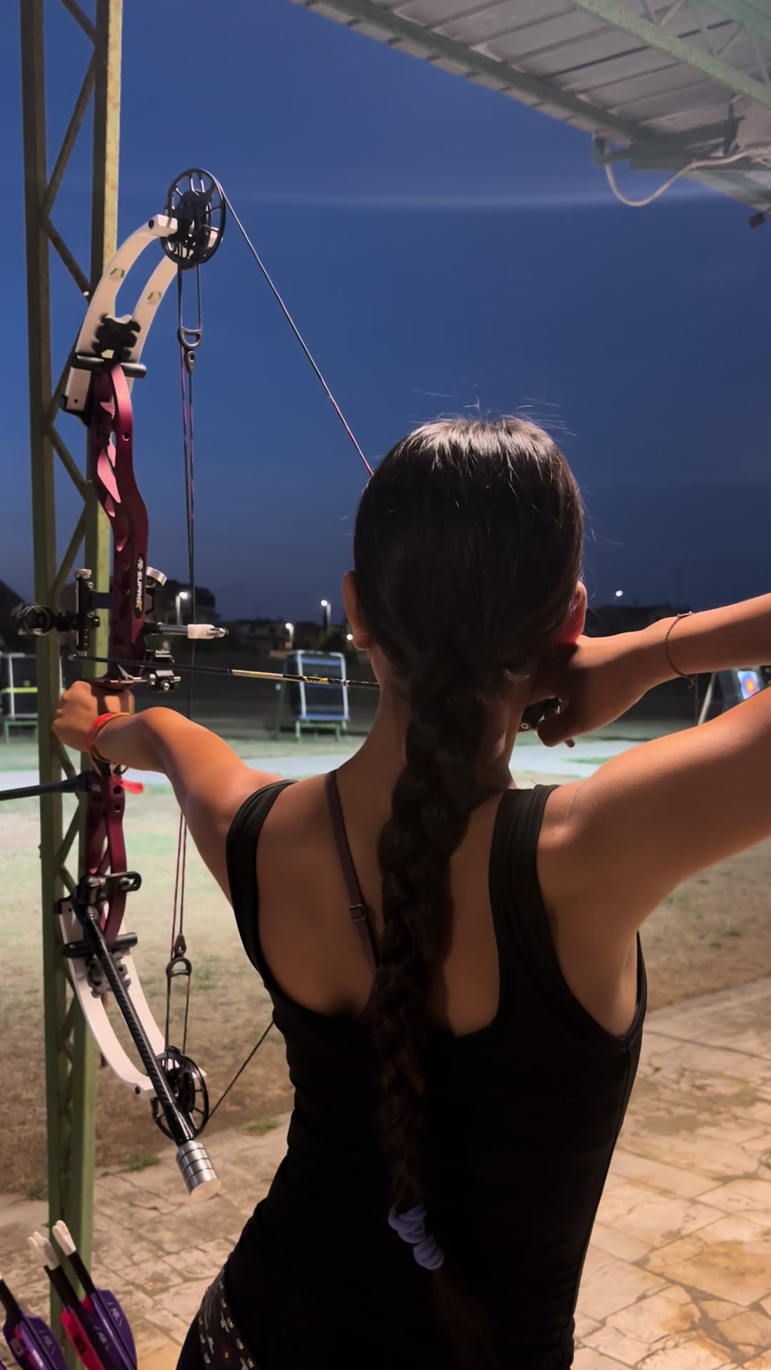 @L🏹