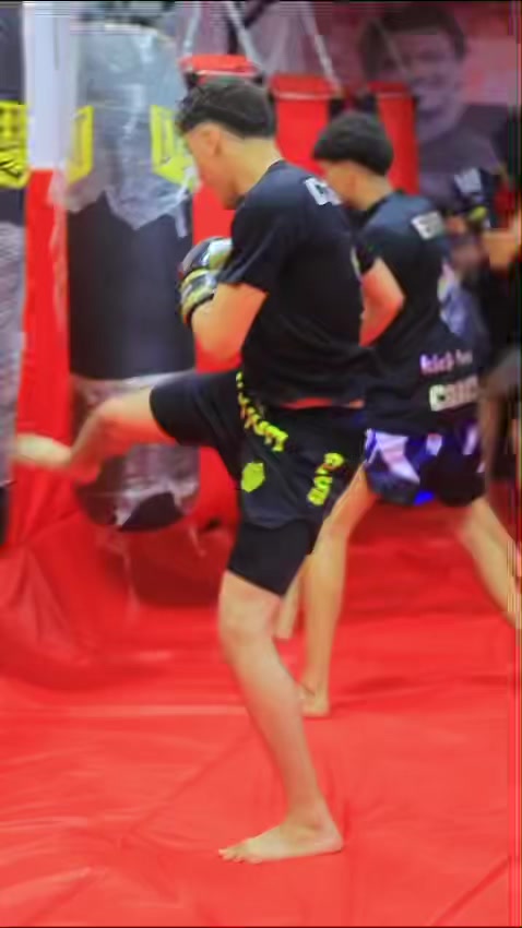 @Coach ShoaiB 🥊