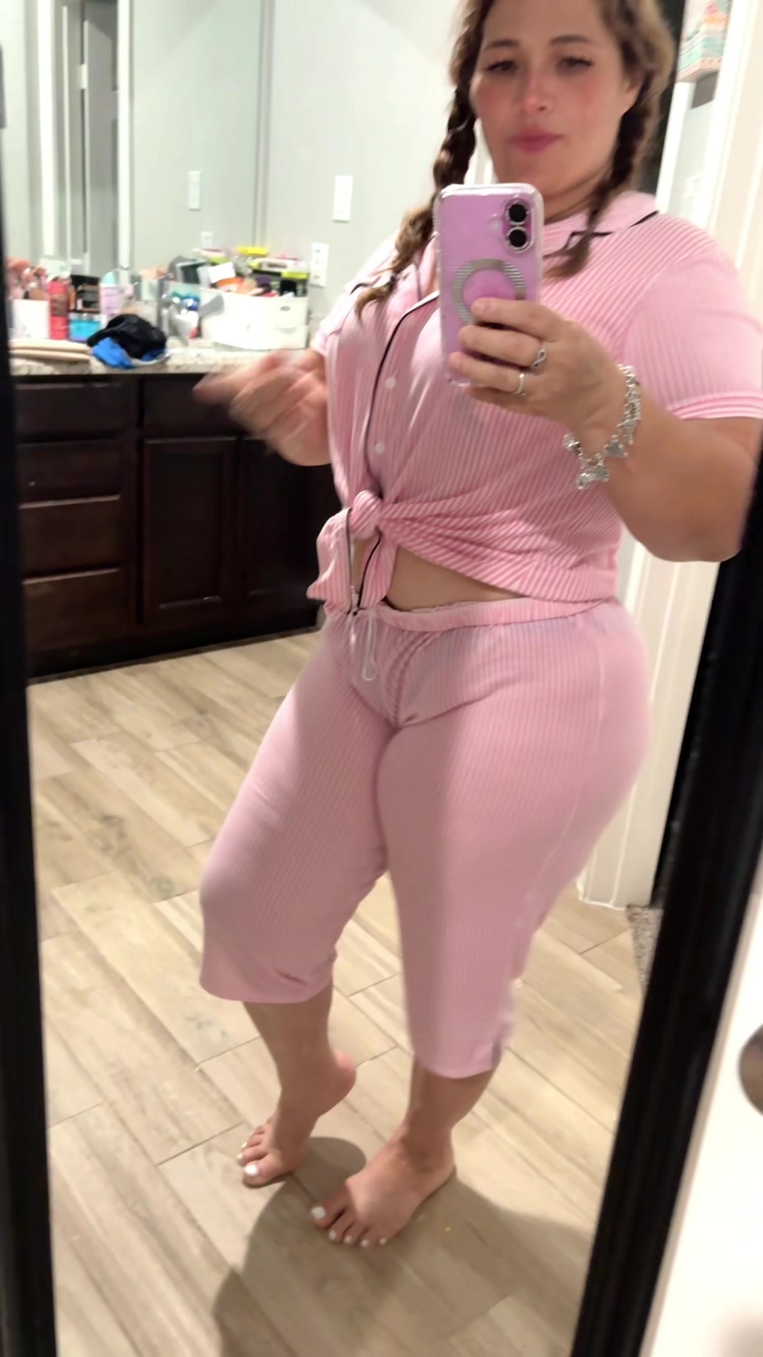 @Iliana