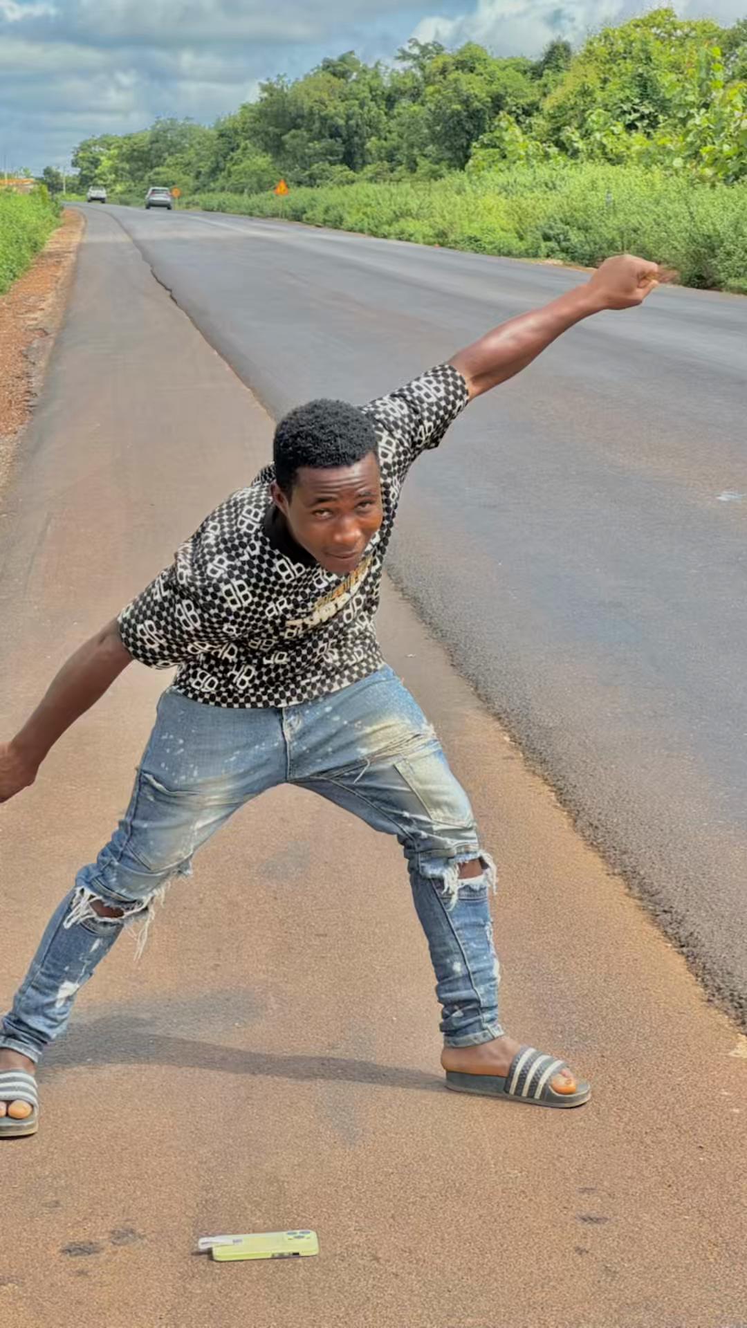@KING D&Eacute;PUTE officiel☠️🇧🇫