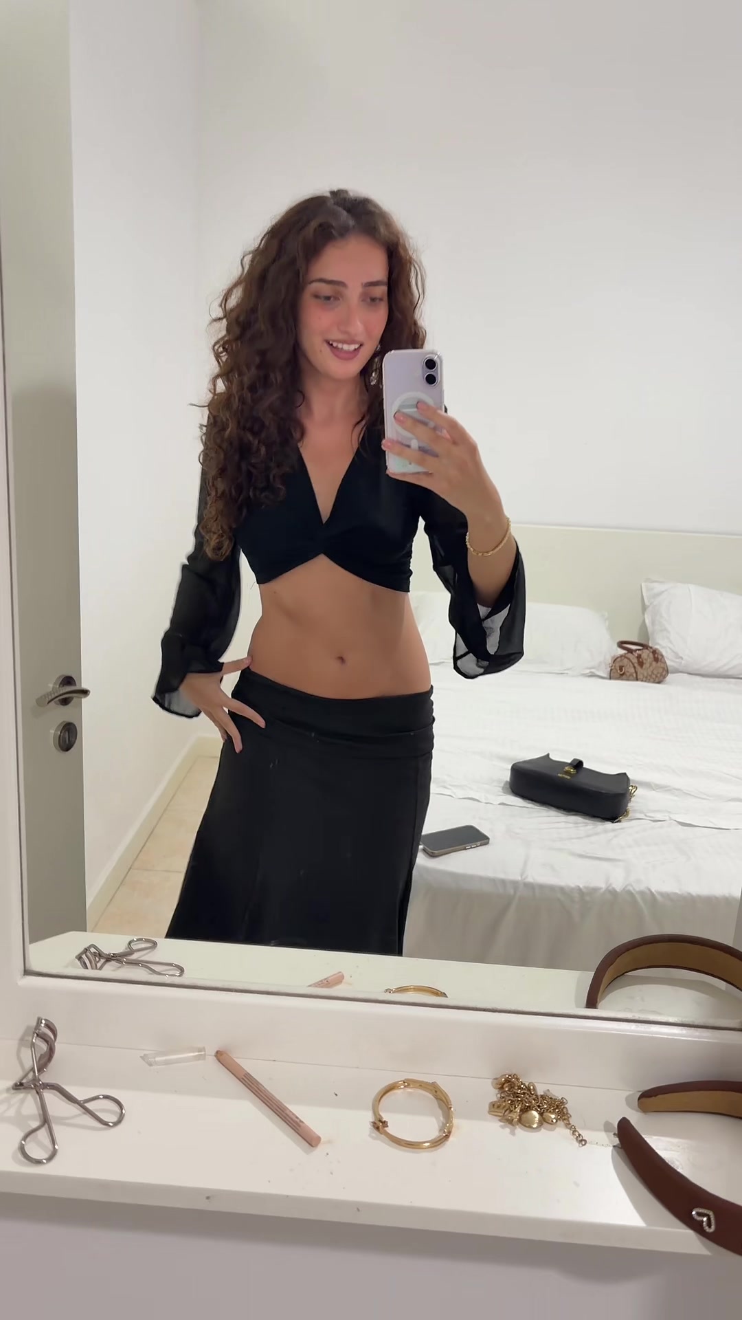 @aulona