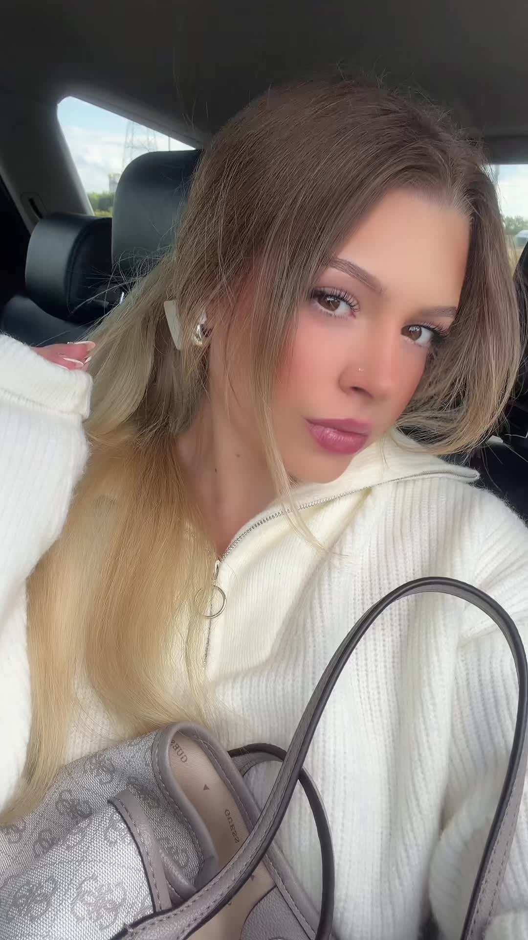 @Fajna dziewczyna ;)
