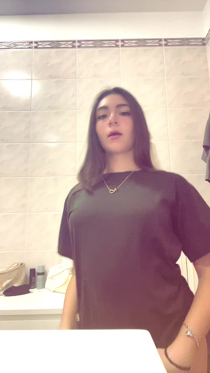 @𝓁𝒶𝓋𝒾𝒾💞♾️