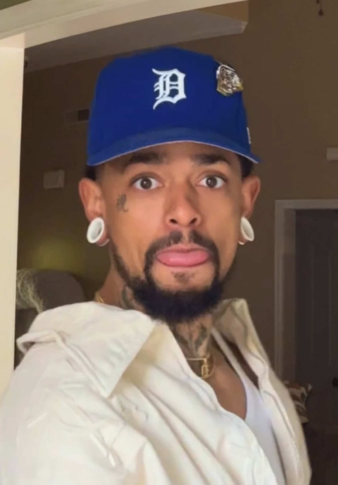 @Skvtch
