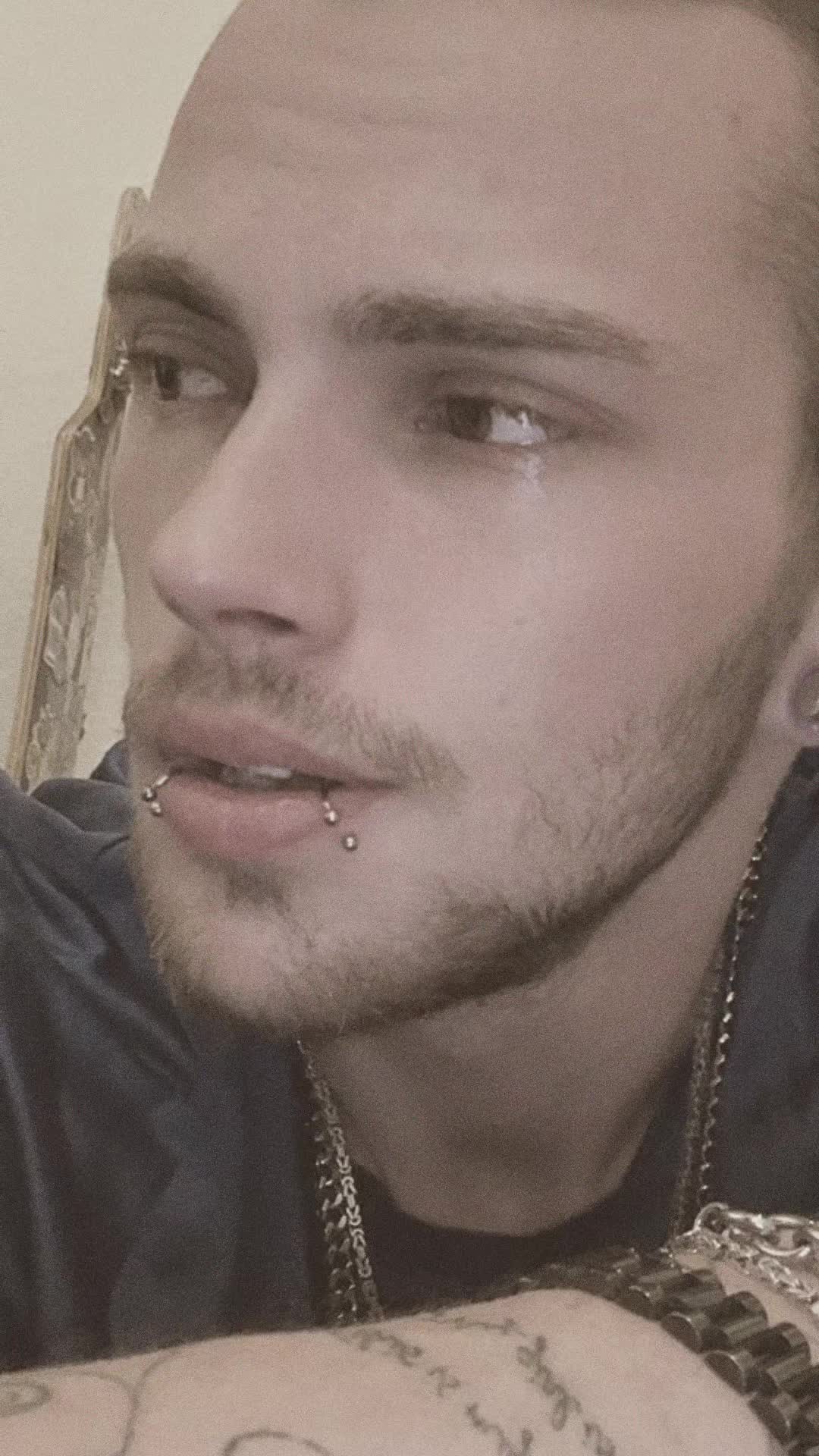 @Max_der_black_Boy