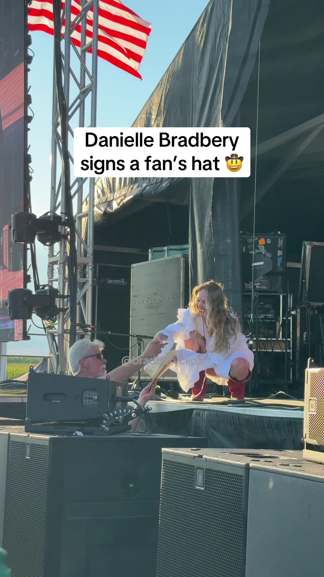 @bradberyclips ✨ fan account