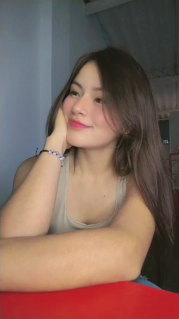 @Luna.