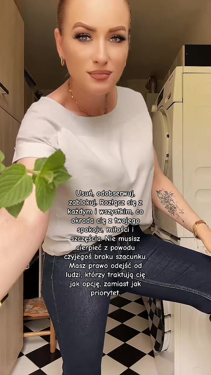 @🧿ewelina@4@2🧿