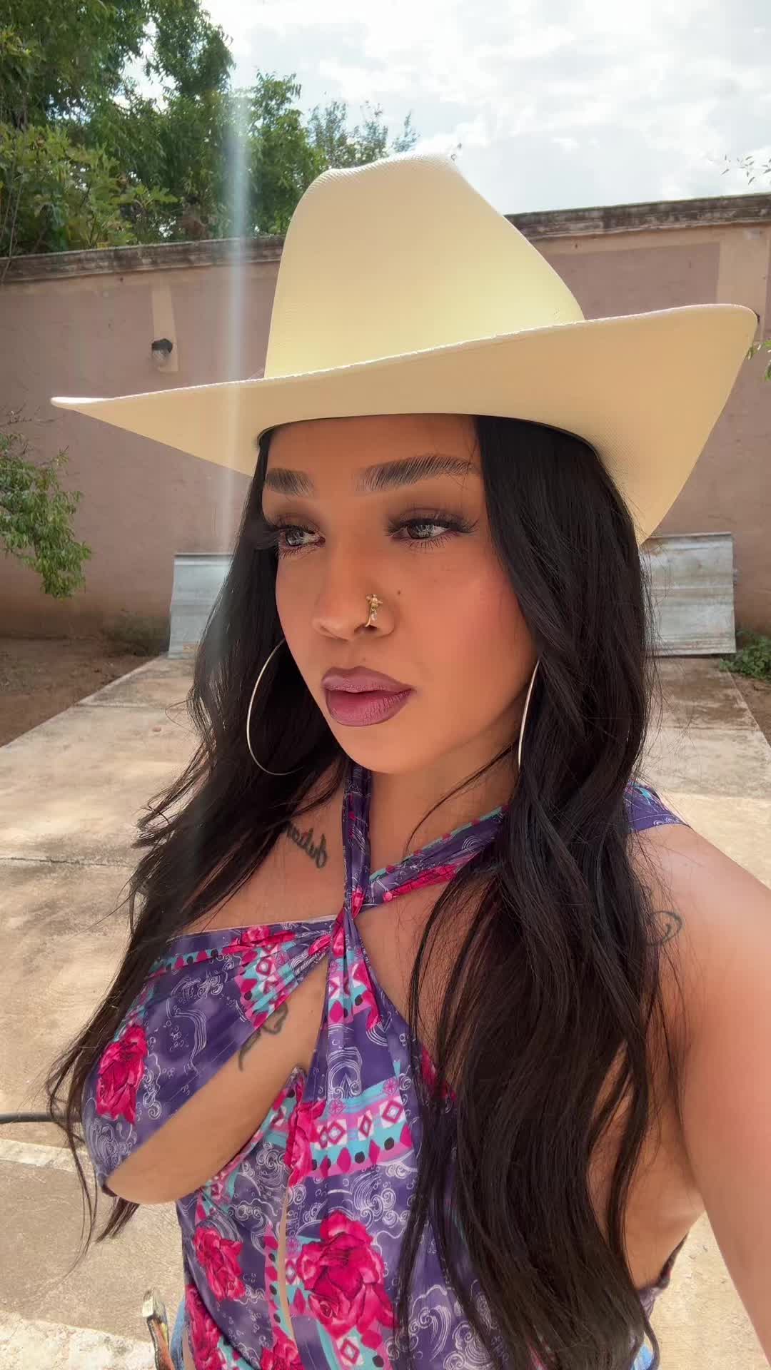 @IamMissMonaMonroe