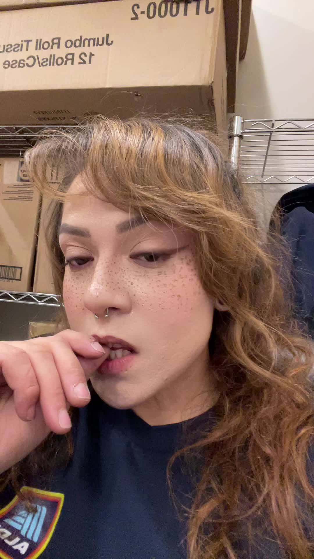 @anessarae