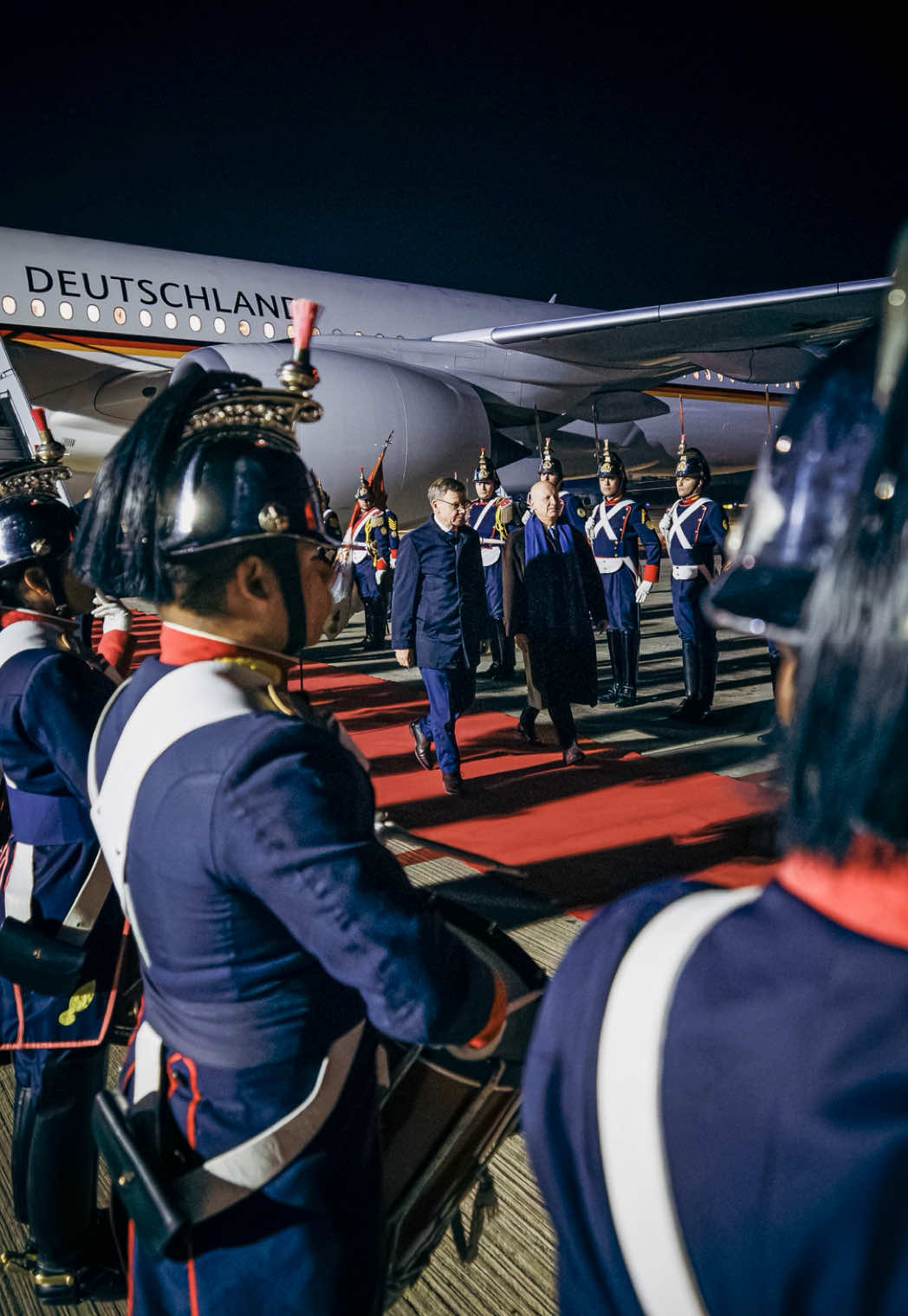 @Außenminister und Team