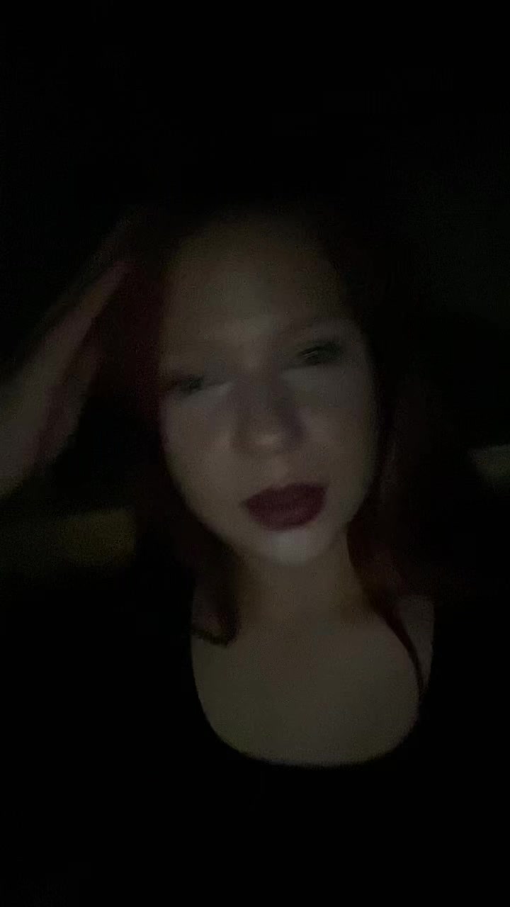 @larissabaddie1
