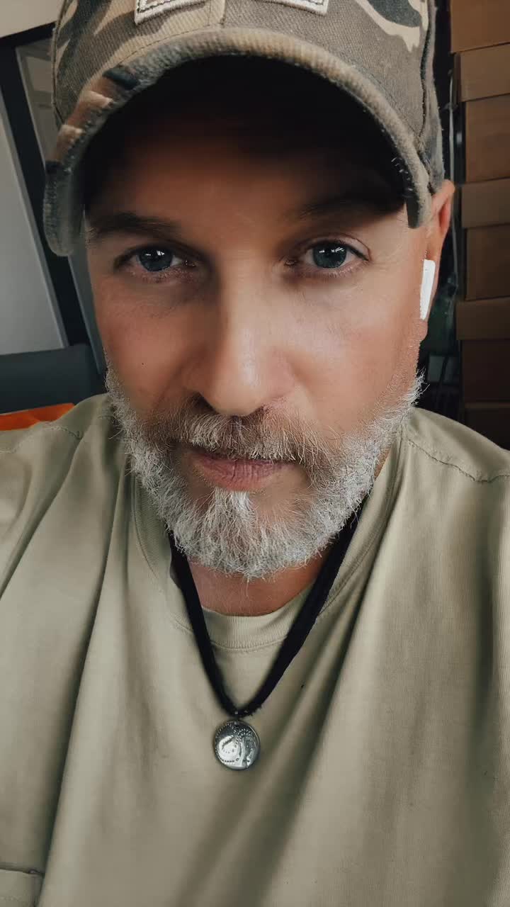 @Eric Plasencia🇵🇷🇨🇴