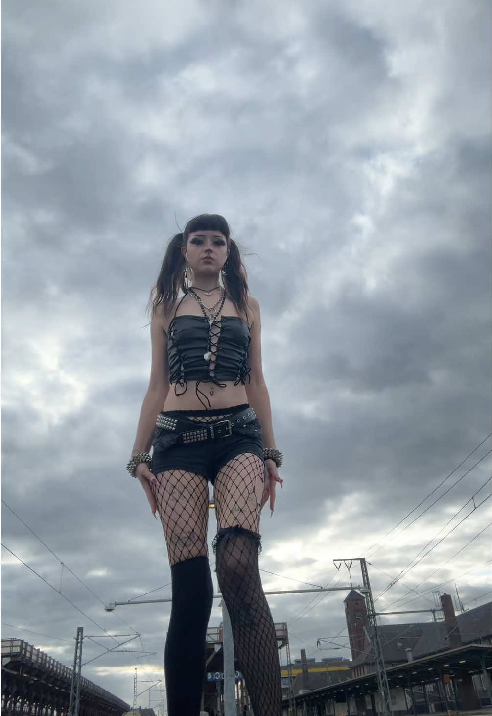 @sky