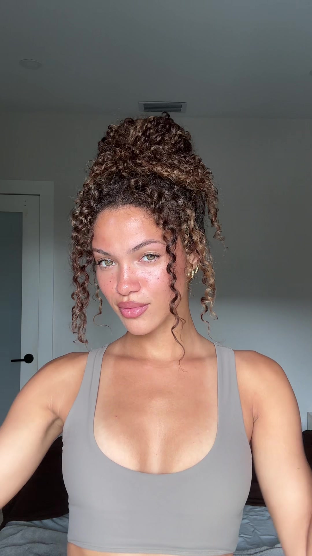 @Xiaya