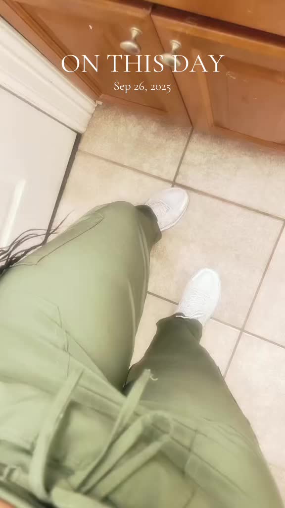 @triciaj