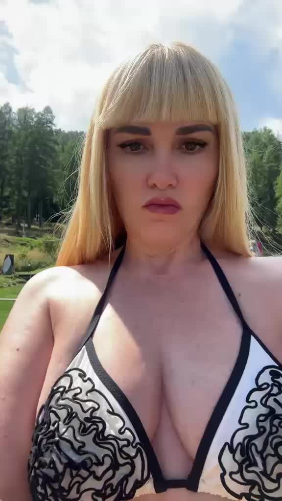 @Bionda sexy