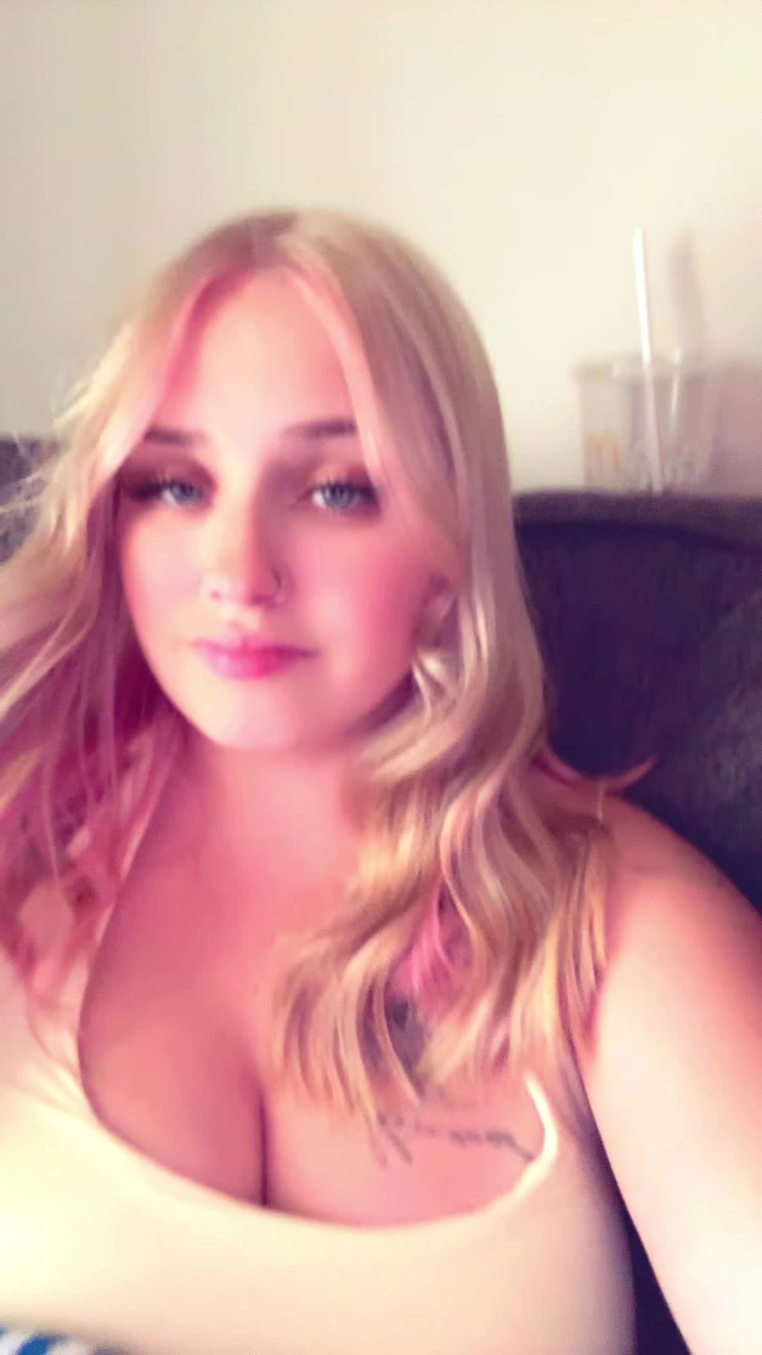 @yourfavmamacita