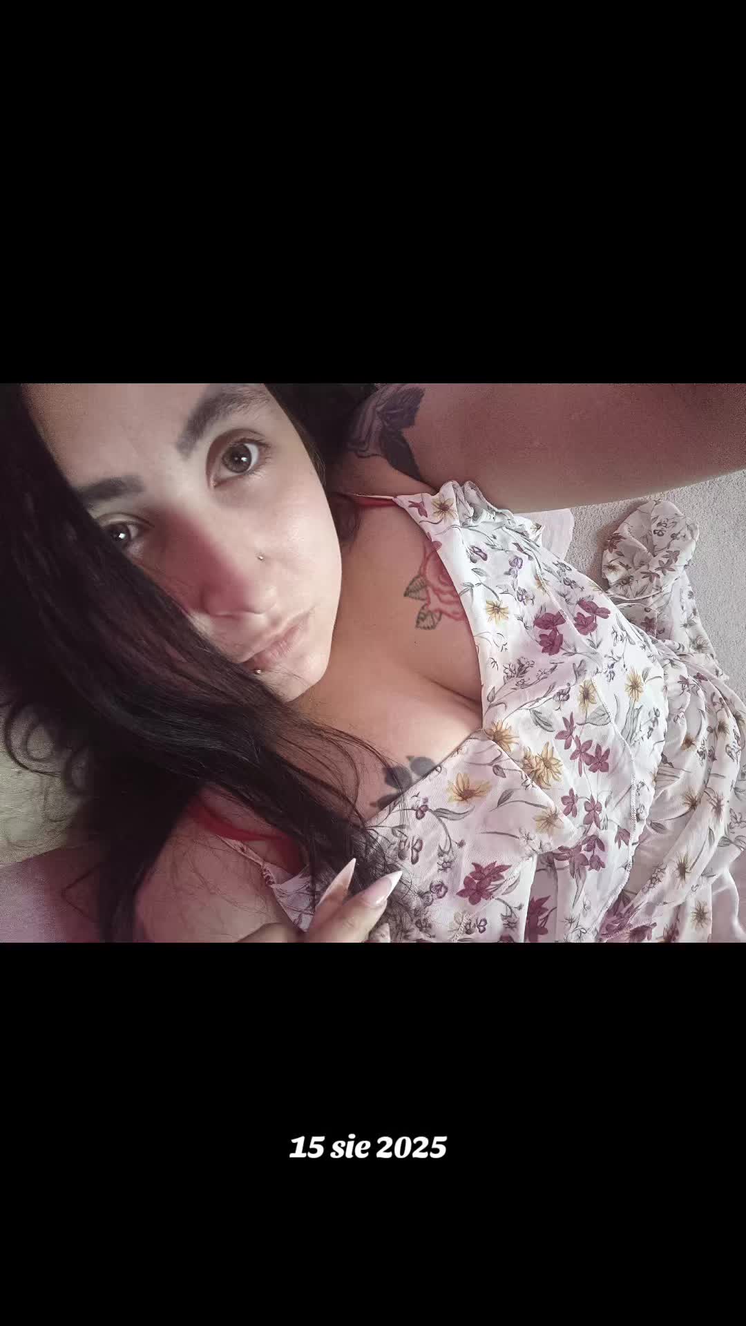 @Czoorna💋😈