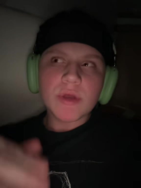 @thegayfoot