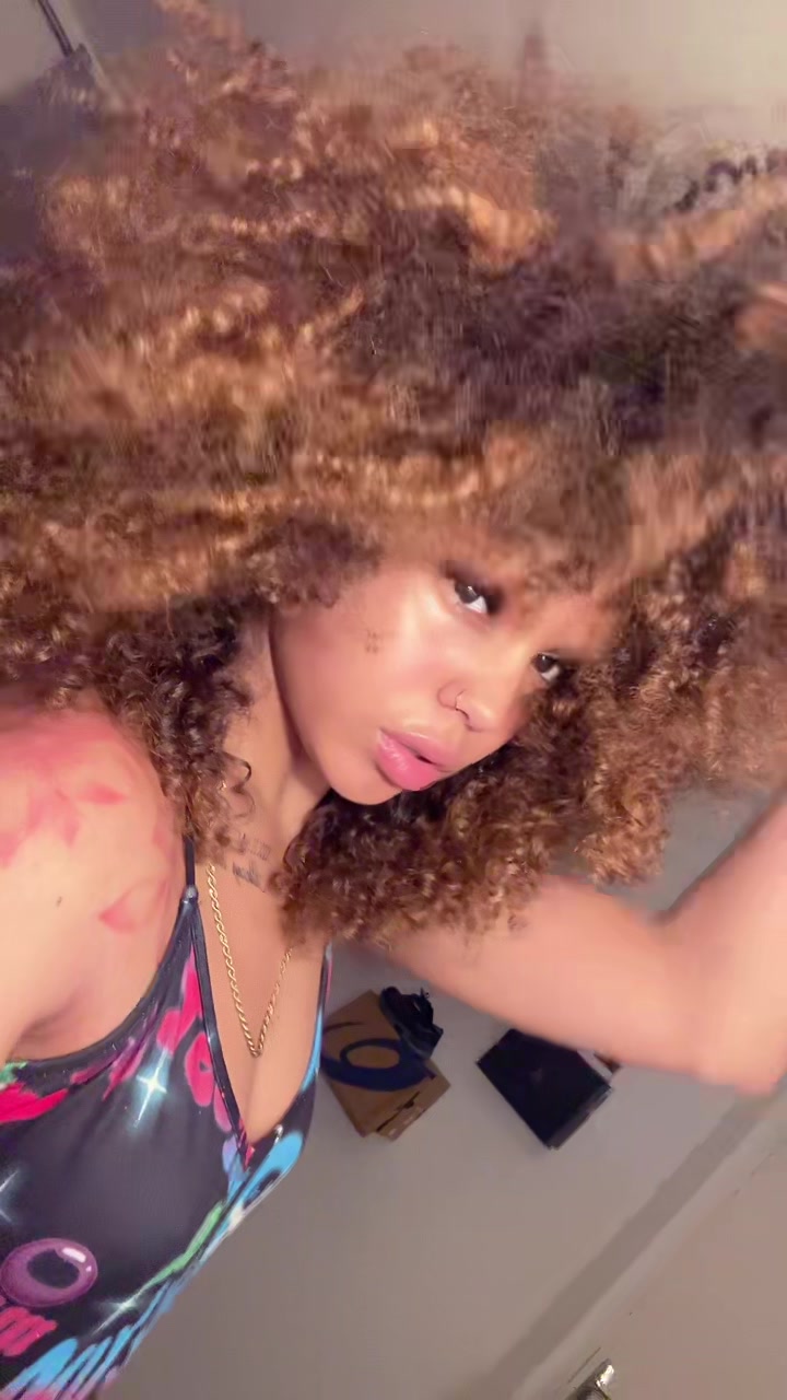 @𝐒𝐡𝐞𝐞𝐥𝐝𝐲🌸