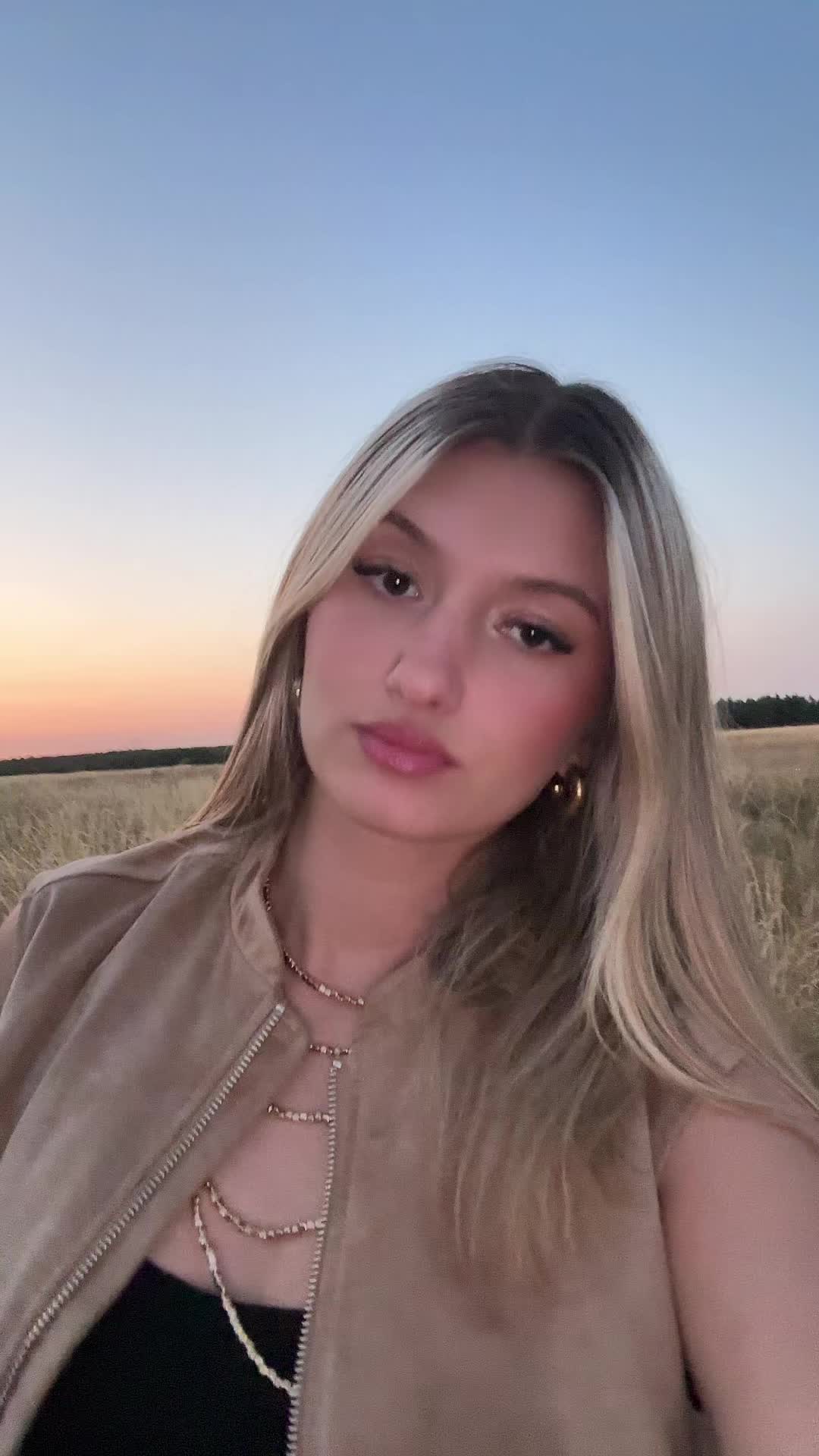 @Flav 🤍🌟
