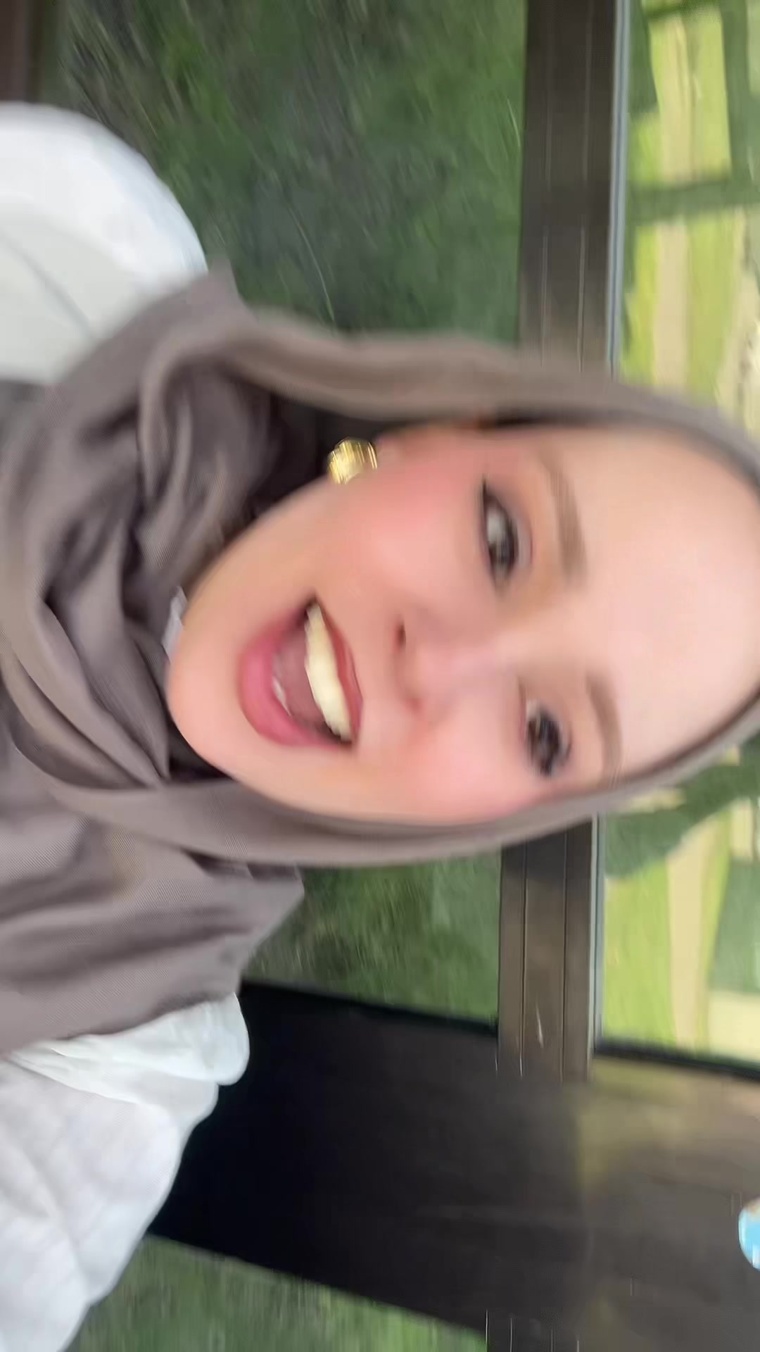 @rakuebb