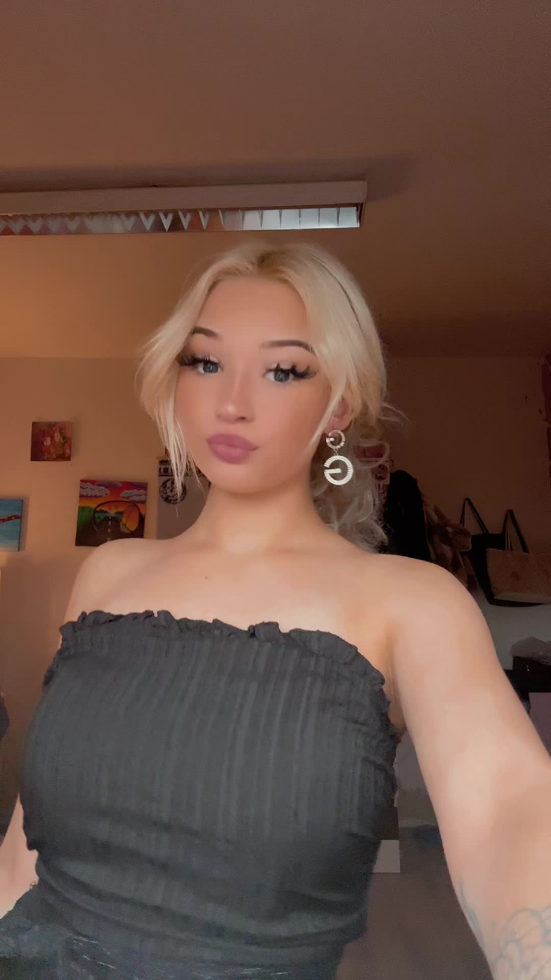 @Dana 🤍