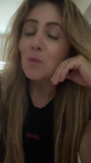 @RoxyCarlos
