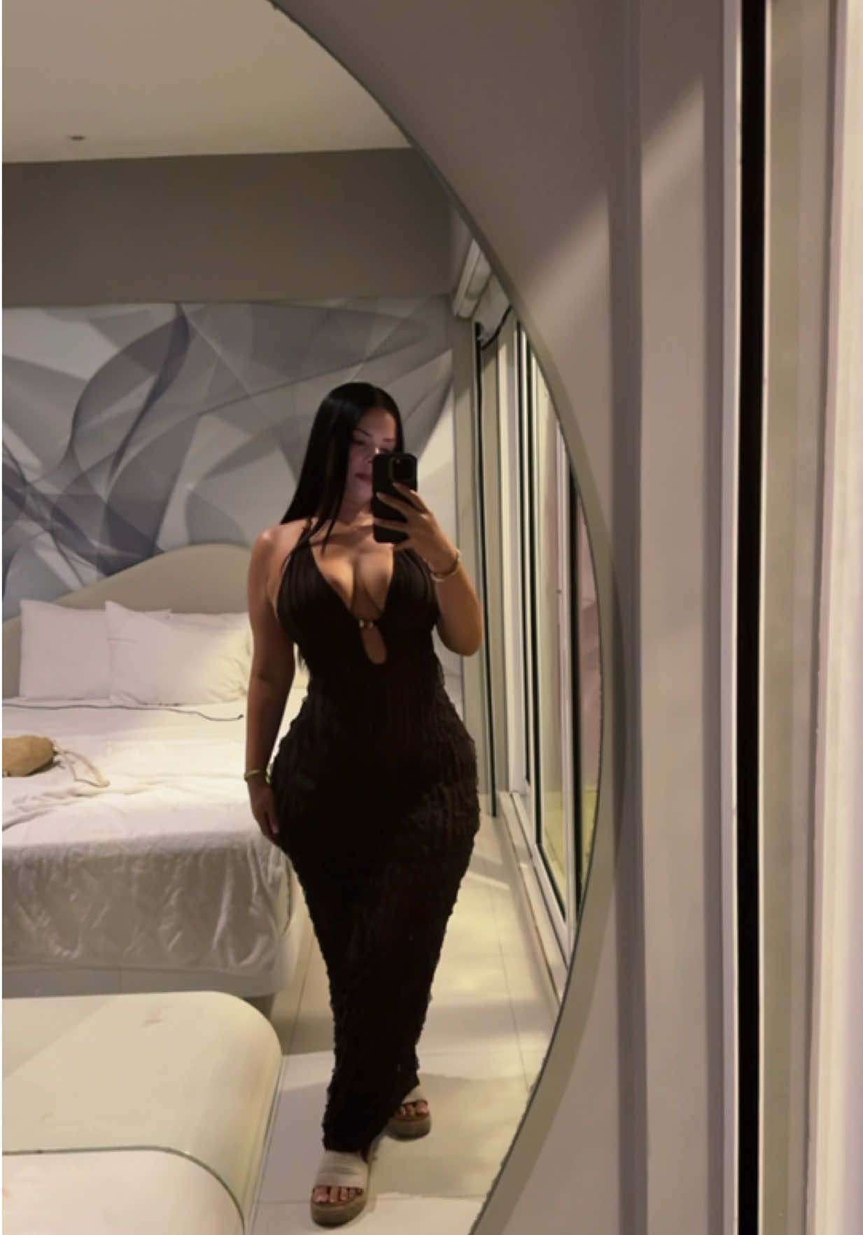 @Ella Arie