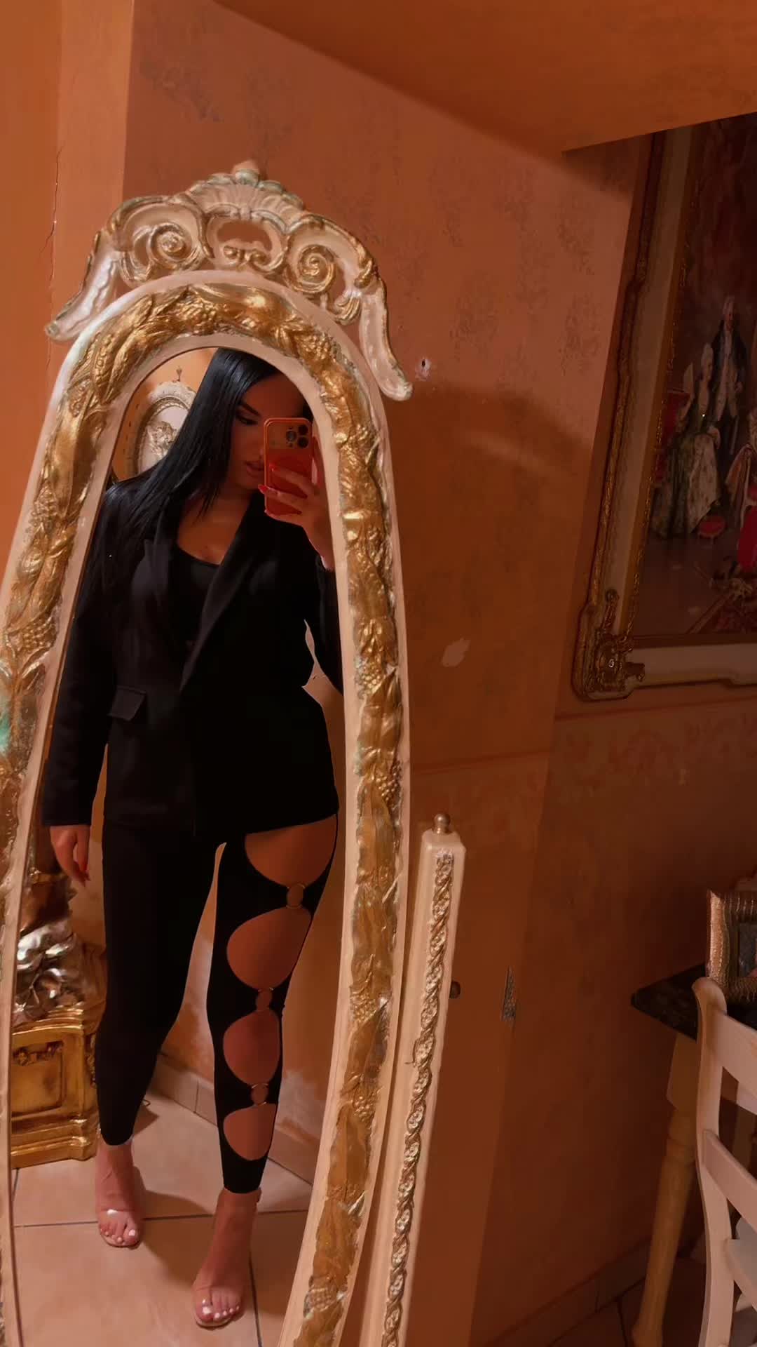 @Anna Mastroianni