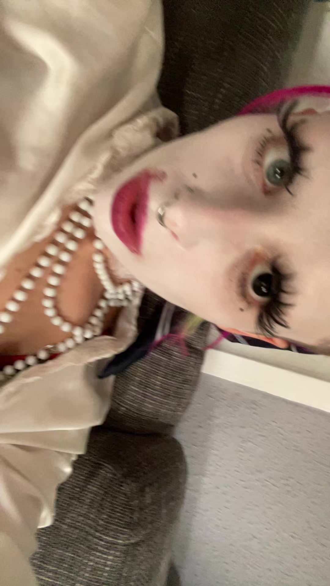 @weirdlywelldressed
